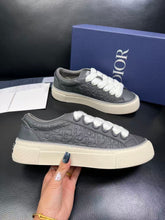 Load image into Gallery viewer, B33 Spin Sneaker Grey