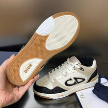 Load image into Gallery viewer, B57 Mid-Top Black and Cream