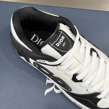 Load image into Gallery viewer, B57 Mid-Top Black Oblique