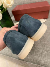 Load image into Gallery viewer, LP Summer Walk - Grey Moss