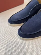 Load image into Gallery viewer, LP Open Walk Chukka Boots - Navy