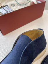 Load image into Gallery viewer, LP Open Walk Chukka Boots - Navy