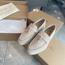 Load image into Gallery viewer, LP Charm | Summer Walk - Sandstone