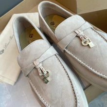 Load image into Gallery viewer, LP Charm | Summer Walk - Sandstone