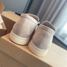 Load image into Gallery viewer, LP Charm | Summer Walk - Sandstone