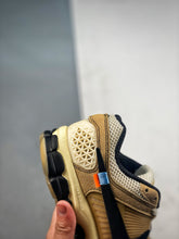 Load image into Gallery viewer, Vomero 5 x OW Sail Customs