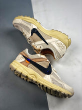 Load image into Gallery viewer, Vomero 5 x OW White Customs