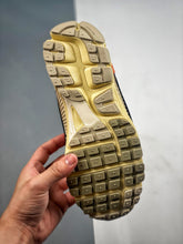 Load image into Gallery viewer, Vomero 5 x OW White Customs