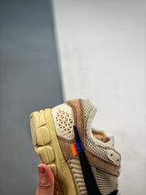 Load image into Gallery viewer, Vomero 5 x OW White Customs