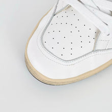 Load image into Gallery viewer, Golden Goose Ball-Star Red Star Blue Heel Tab