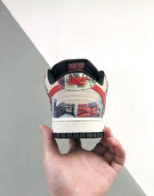 Load image into Gallery viewer, SB Dunk Low Paris