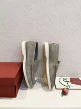 Load image into Gallery viewer, LP Summer Walk - Seagull Gray