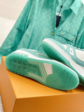 Load image into Gallery viewer, LV Trainers Mint