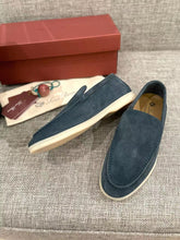 Load image into Gallery viewer, LP Summer Walk - Grey Moss