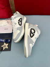 Load image into Gallery viewer, B57 Mid-Top Grey Oblique