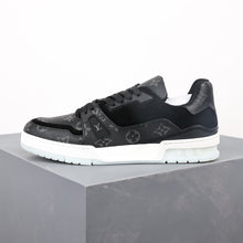 Load image into Gallery viewer, LV Trainers Monogram Black