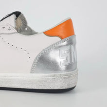 Load image into Gallery viewer, Golden Goose Ball-Star Brown Star Orange Heel Tab