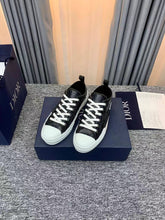 Load image into Gallery viewer, B23 Low 'Black' CD Diamond