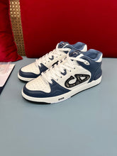 Load image into Gallery viewer, B57 Mid-Top Navy Oblique