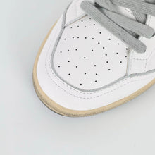 Load image into Gallery viewer, Golden Goose Ball-Star Suede Star Silver Heel Tab