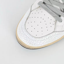 Load image into Gallery viewer, Golden Goose Ball-Star Red Star Yellow Heel Tab