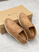 Load image into Gallery viewer, LP Open Walk Chukka Boots - Sandstone