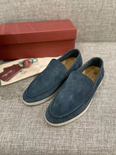 Load image into Gallery viewer, LP Summer Walk - Grey Moss