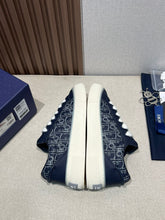 Load image into Gallery viewer, B33 Spin Sneaker Navy