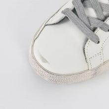 Load image into Gallery viewer, Golden Goose Super-Star Suede Star Black Heel Tab