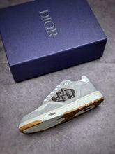 Load image into Gallery viewer, B27 Low-Top Grey Oblique