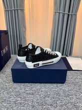 Load image into Gallery viewer, B23 Low 'Black' CD Diamond