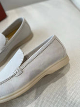 Load image into Gallery viewer, LP Summer Walk - Classic Beige