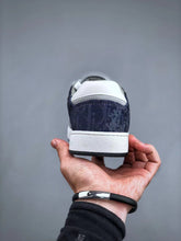 Load image into Gallery viewer, B27 Low-Top Blue Denim