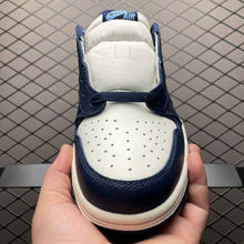 Load image into Gallery viewer, AJ1 Low Obsidian UNC