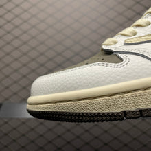 Load image into Gallery viewer, AJ1 Low Travis Scott Reverse Mocha