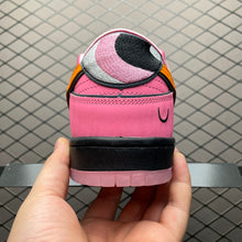 Load image into Gallery viewer, Powerpuff Girls SB Dunk Low "Blossom"