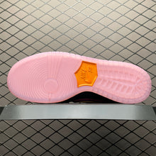 Load image into Gallery viewer, Powerpuff Girls SB Dunk Low "Blossom"