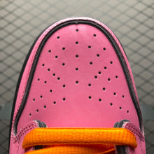 Load image into Gallery viewer, Powerpuff Girls SB Dunk Low "Blossom"