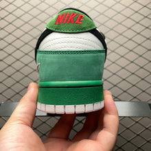 Load image into Gallery viewer, SB Dunk Low Heineken