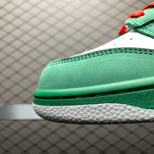 Load image into Gallery viewer, SB Dunk Low Heineken