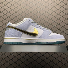 Load image into Gallery viewer, Sean Cliver X SB Dunk