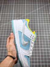 Load image into Gallery viewer, Dunk Low Lagoon Pulse