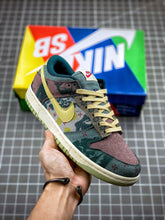 Load image into Gallery viewer, Dunk Low Community Gardens