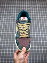 Load image into Gallery viewer, Dunk Low Community Gardens