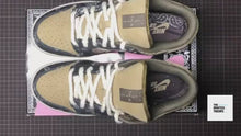 Load and play video in Gallery viewer, SB Dunk Low Travis Scott Cactus Jack
