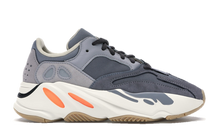 Load image into Gallery viewer, YZY Boost 700 Magnet