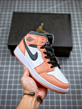 Load image into Gallery viewer, AJ1 Pink Quartz