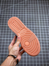 Load image into Gallery viewer, AJ1 Pink Quartz