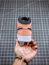 Load image into Gallery viewer, AJ1 Pink Quartz