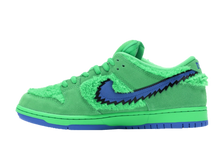 Load image into Gallery viewer, Grateful Dead Bears SB Dunk Low Green
